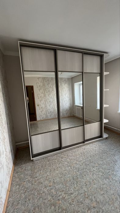 Срочна продам шкаф раздвежной бу