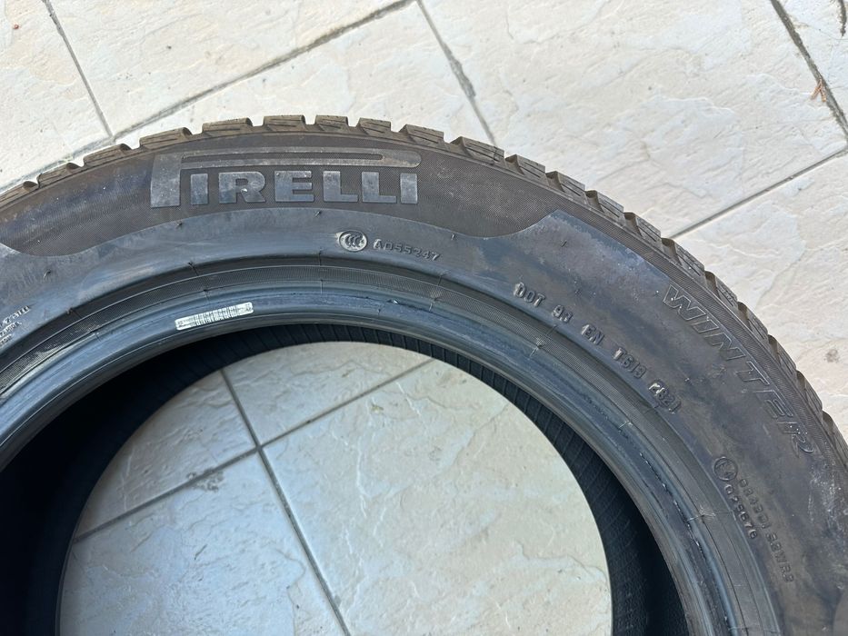 Гуми зимни гума 225/55/17” PIRELLI SOTTOZERO 3