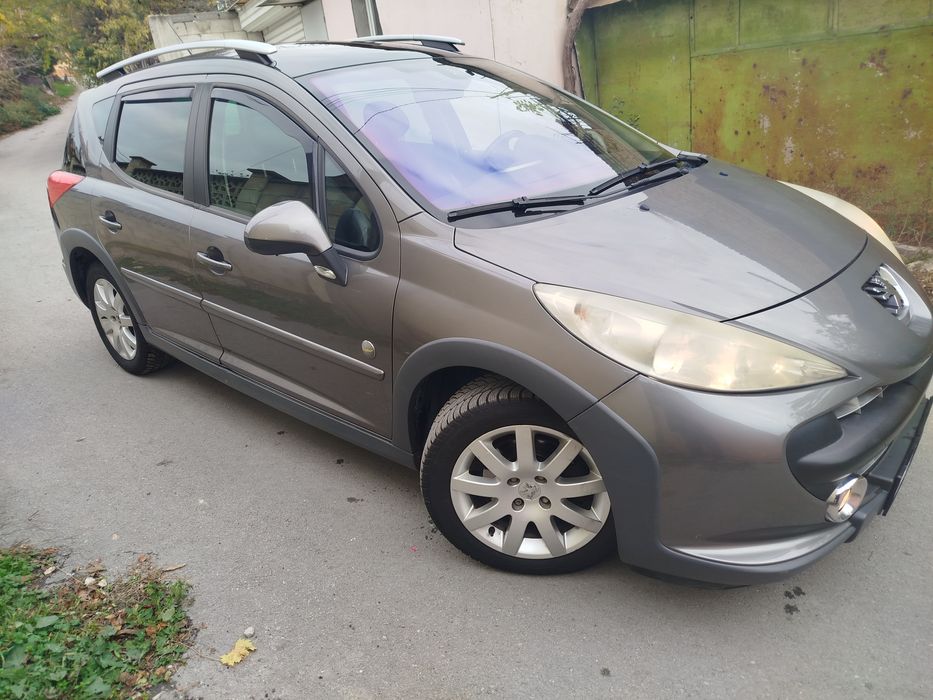 Peugeot 207 1.6i SW OUTDOOR PANORAMA