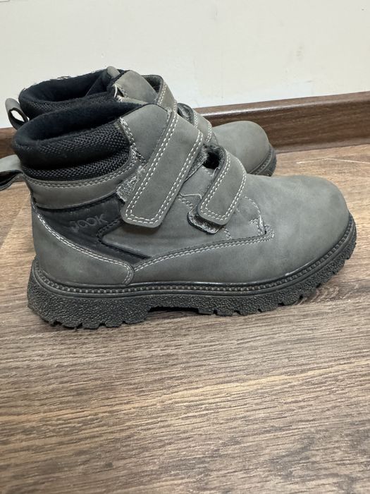 Отдам ботинки демисезонные