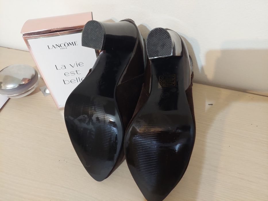 Botine negre Red Shoes din piele naturală, Made in Italy, toc elegant,