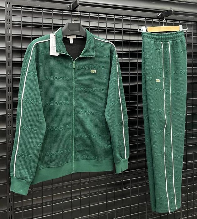 Oferta!! Trening Lacoste barbati.Calitate luxury. Toate mărimile dispo