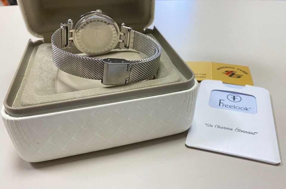 Часовник FREELOOK F.8.1092.01