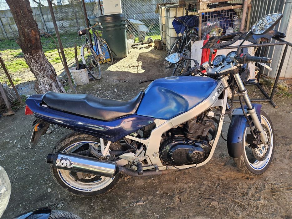 Motocicleta Suzuki 500