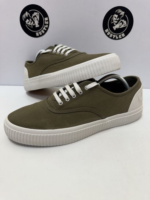 Сникърси FRED PERRY . Номер 41