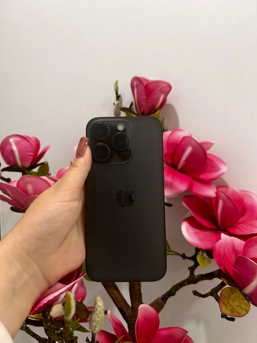 iPhone 15 pro 128 gb AKB 89%