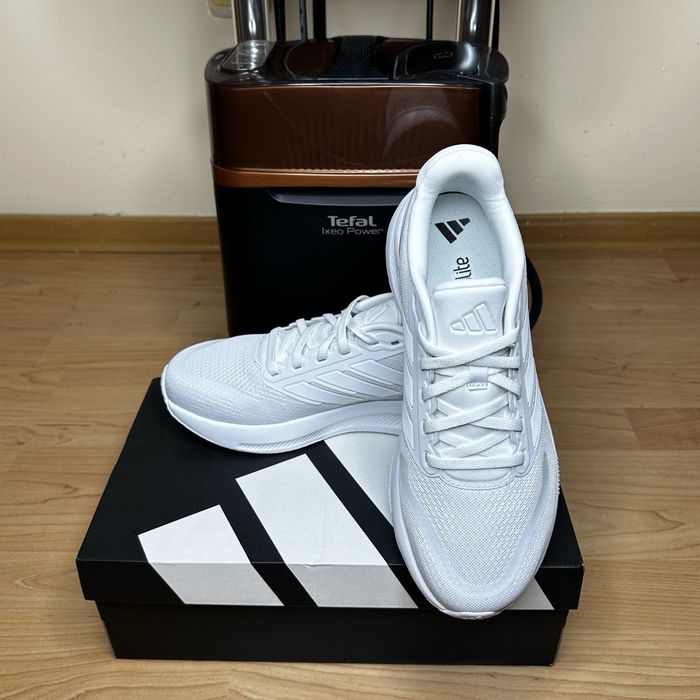 Оригинал Adidas женские кроссовки