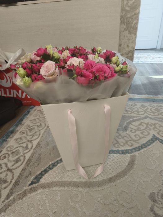 Цветы свежие сегодняшний