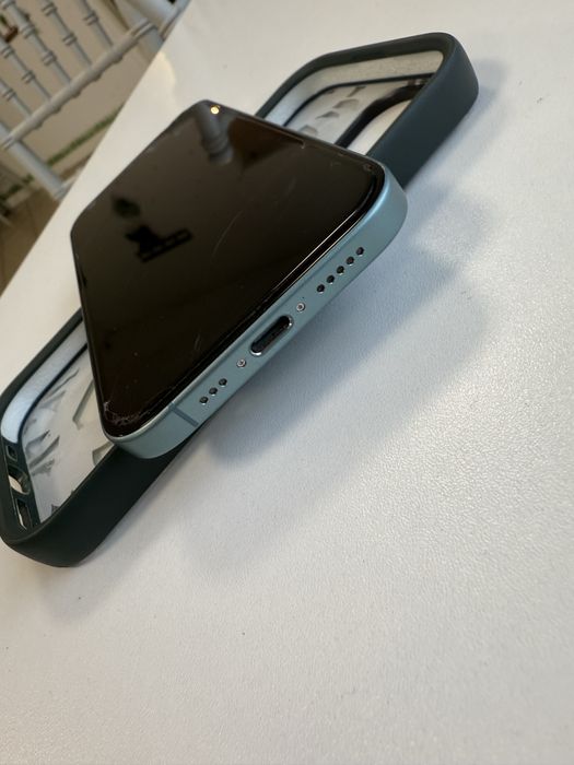 Vând Iphone 16 128GB