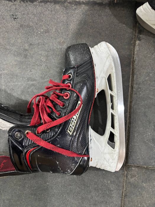 хоккейные коньки bauer