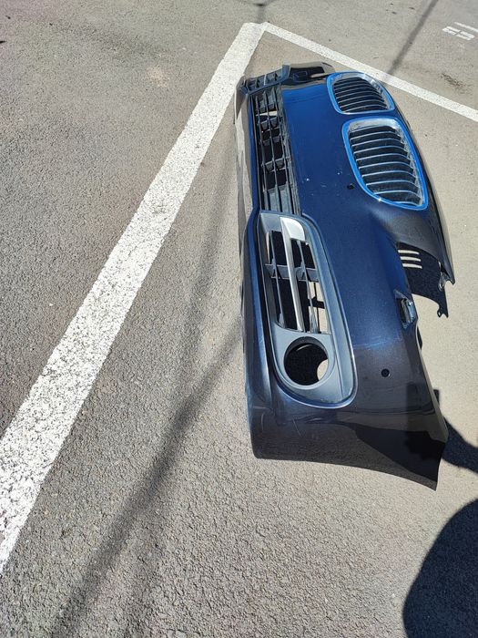 Vând bara fata BMW F10 lci OM