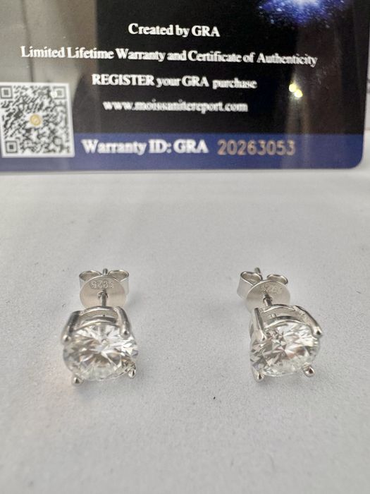 Сребърни обеци с мойсанит (Диамант) 1 карат