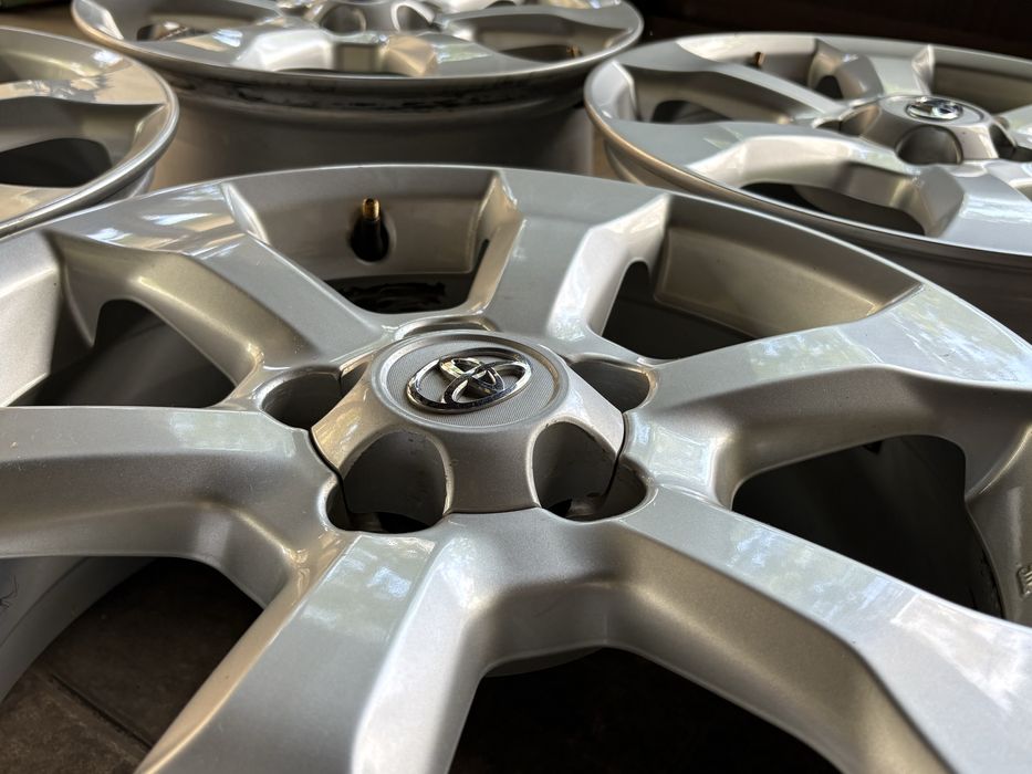Оригинални джанти Toyota RAV 4 / Тойота 17" 5х114.3