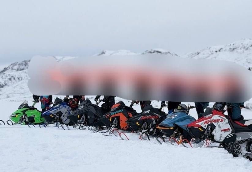 Продается снегоход SUMMIT.X