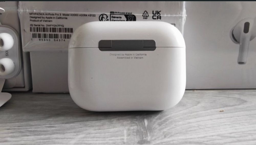Casti airpods pro 3