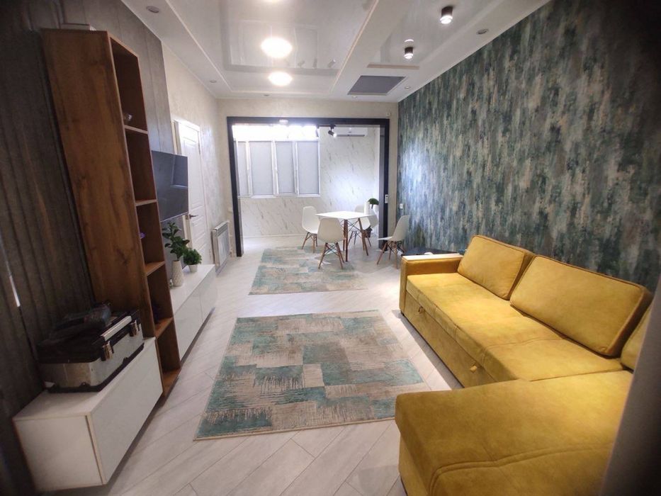 Чиланзар 16 Havas. 2в3 комнатная с ремонтом 1,5/6 - 52м2