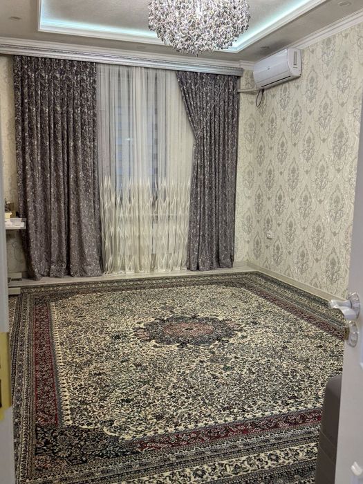 Продается Алмазарский р-н сагбан 2/5/7 82m2