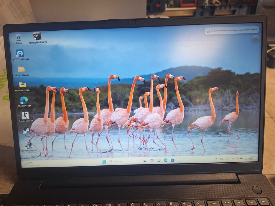 Лаптоп Lenovo V15