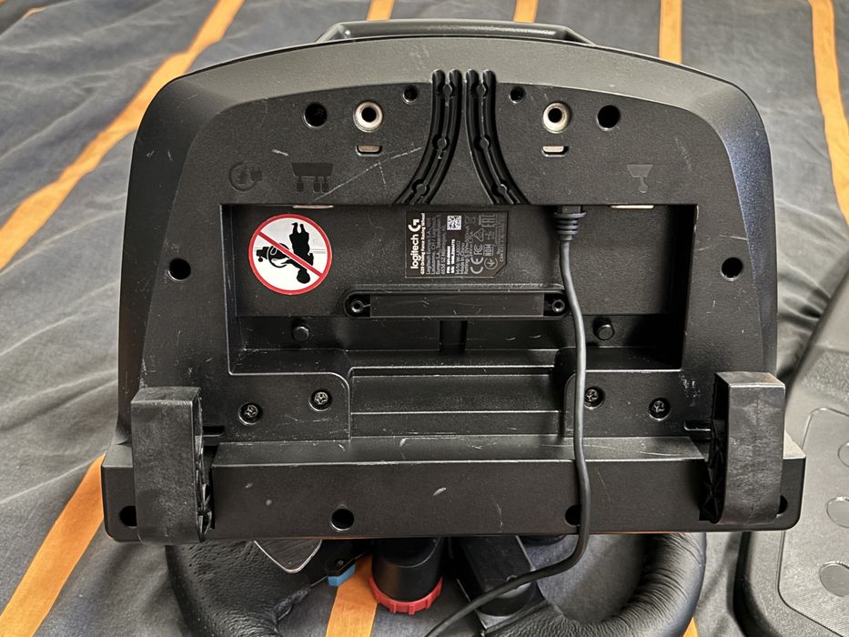 Vand volan Logitech g29 DEFECT