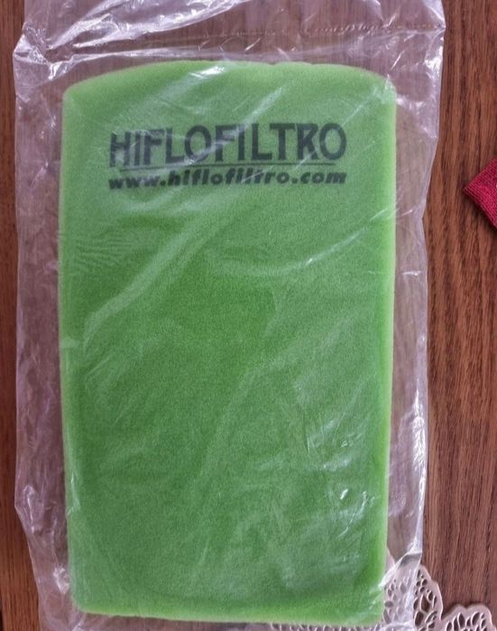 Filtru de aer sport Hiflofiltro pentru moto  NOU
