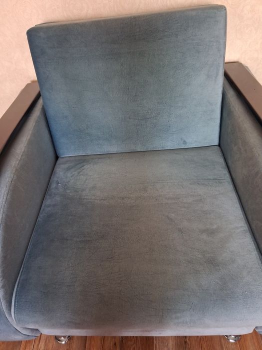 Диван кровать велюровый