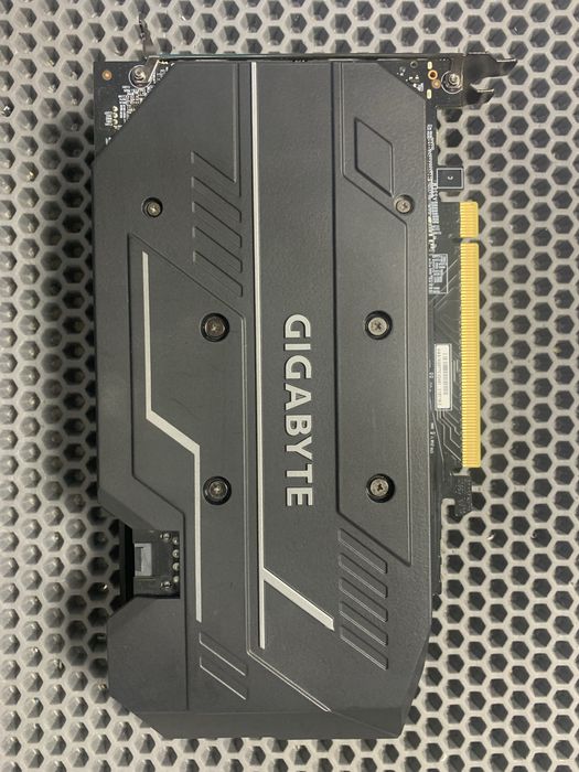 Видеокарта GTX 1660 super 6gb.