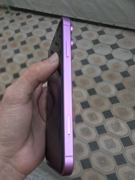 iPhone xr 16 pink