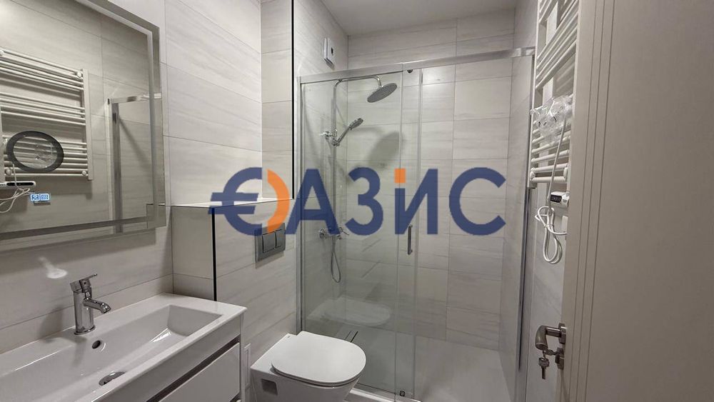 Продава се Двустаен апартамент в к.к. Слънчев бряг - 60 кв.м за 1917 €/кв.м - Снимка #1