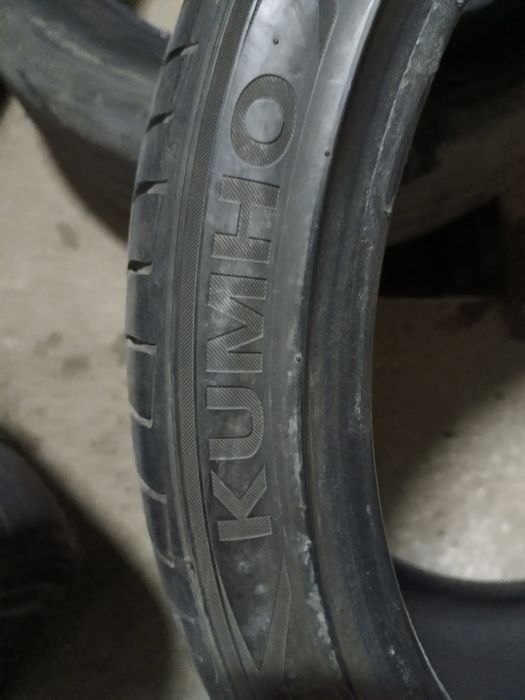 Шины лето 285/30R19