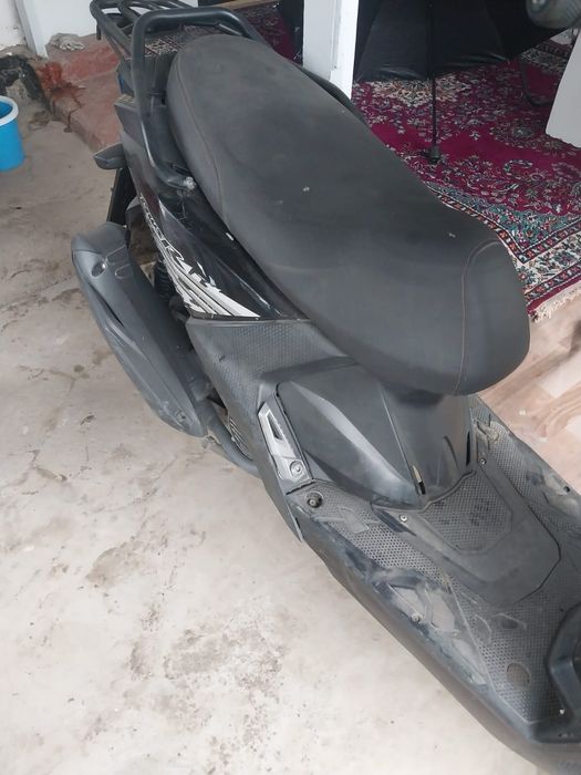 Продам скутер с документами