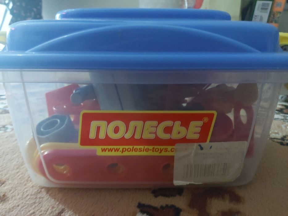 Продам машинки,игрушки