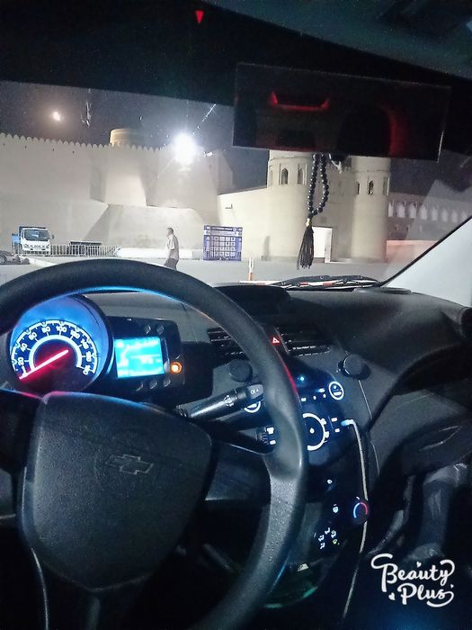 Spark kelishilgan xolda sotiladi.