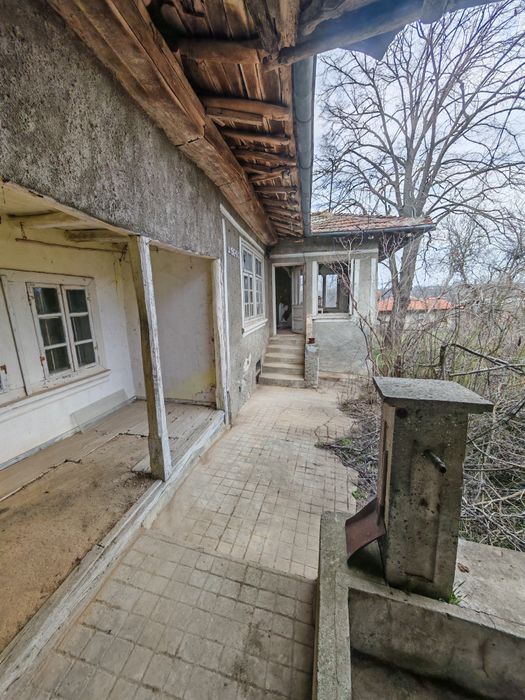 Къща, имот в гр.Алфатар