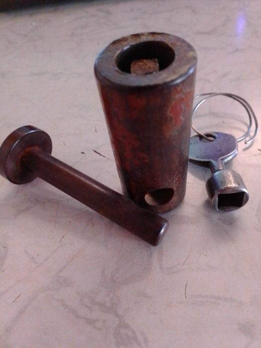 Навесной замок СССР