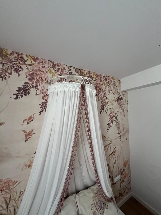 Baldachin dormitor fetita