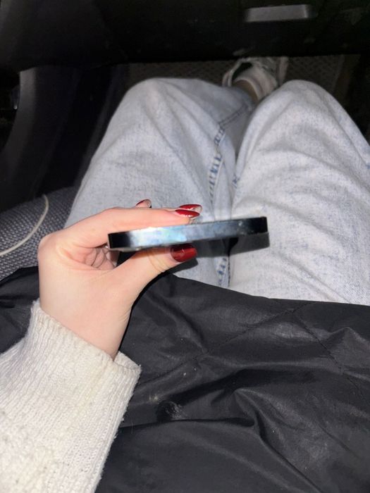 Iphone 12 pro продам