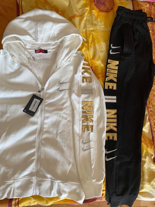 Спортен екип- унисекс намален на 50лв.