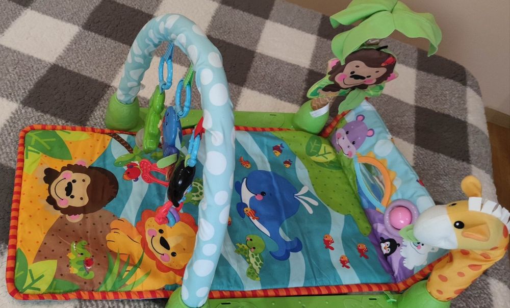 Активна гимнастика за бебе