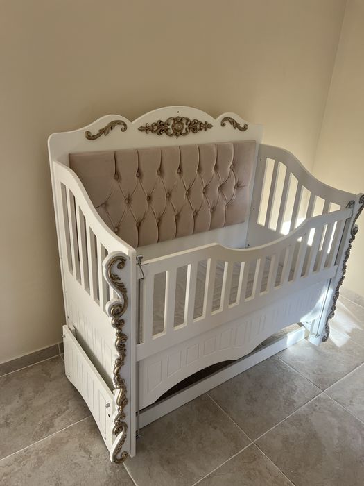 Луксозно бебешко легло