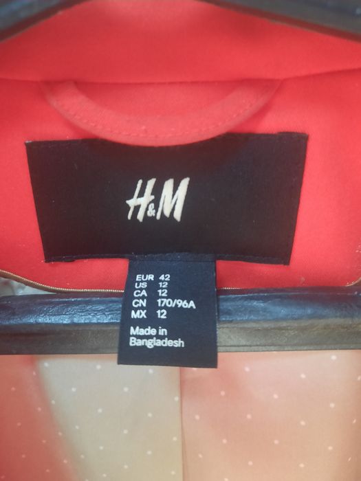 Женский красивый пиджак