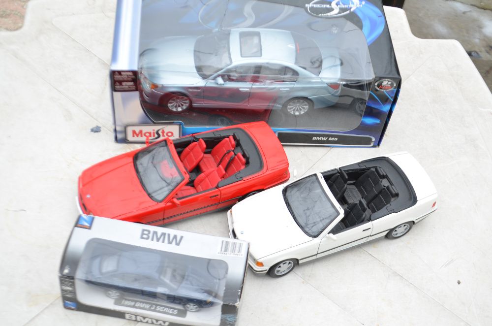 MACHETE auto BMW 1:18 E36 325i Cabrio M5 Cabrio, Maisto