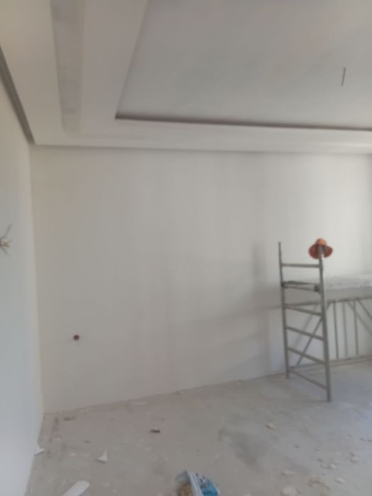 Сергели  чоштепада 3/6/12каробка Квартира сотилади.квадрати 71 кв.