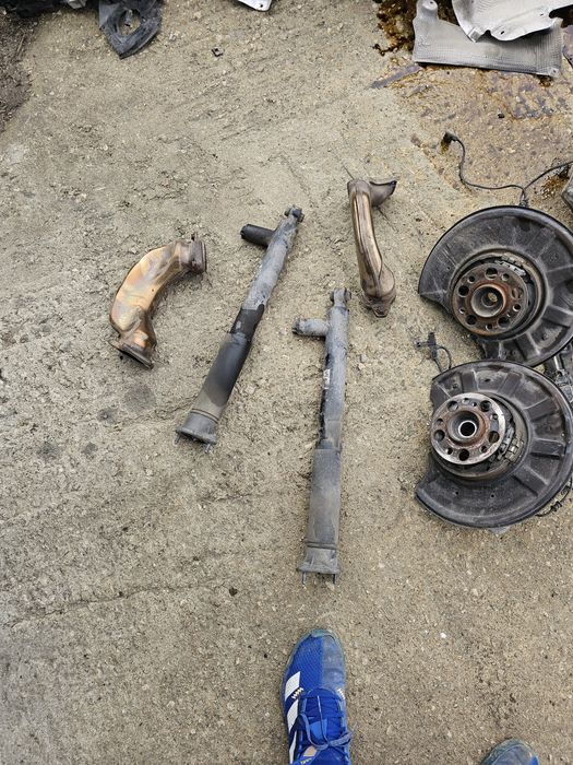 Амортисьори  цлс w218 предни задни