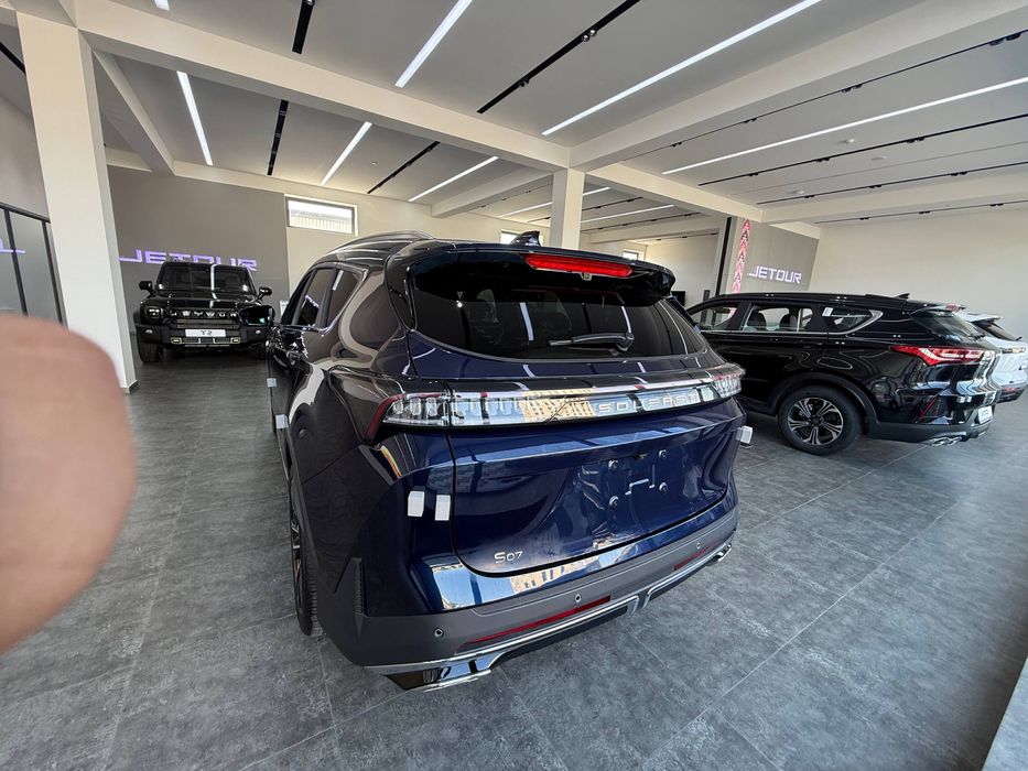 SOUEAST S07 LUXURY 1.6 TURBO 6 yil yoki 200 000 km ofitsialniy garanti