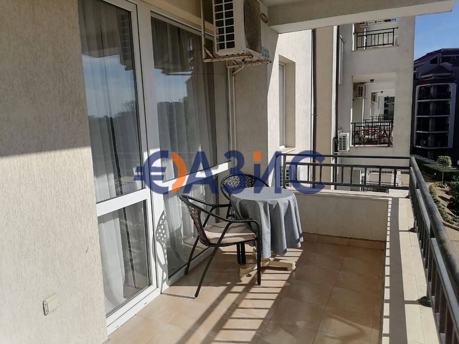 Продава се Тристаен апартамент в к.к. Слънчев бряг - 77 кв.м за 1026 €/кв.м - Снимка #12