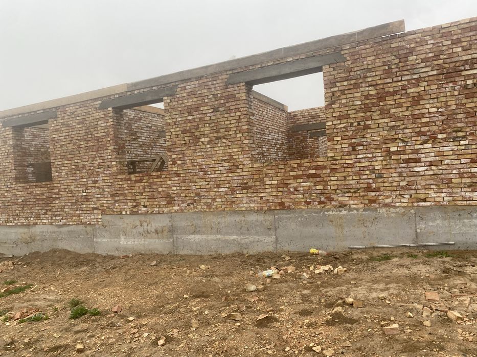 Продам не дастроены дом 12,5 на 15.5