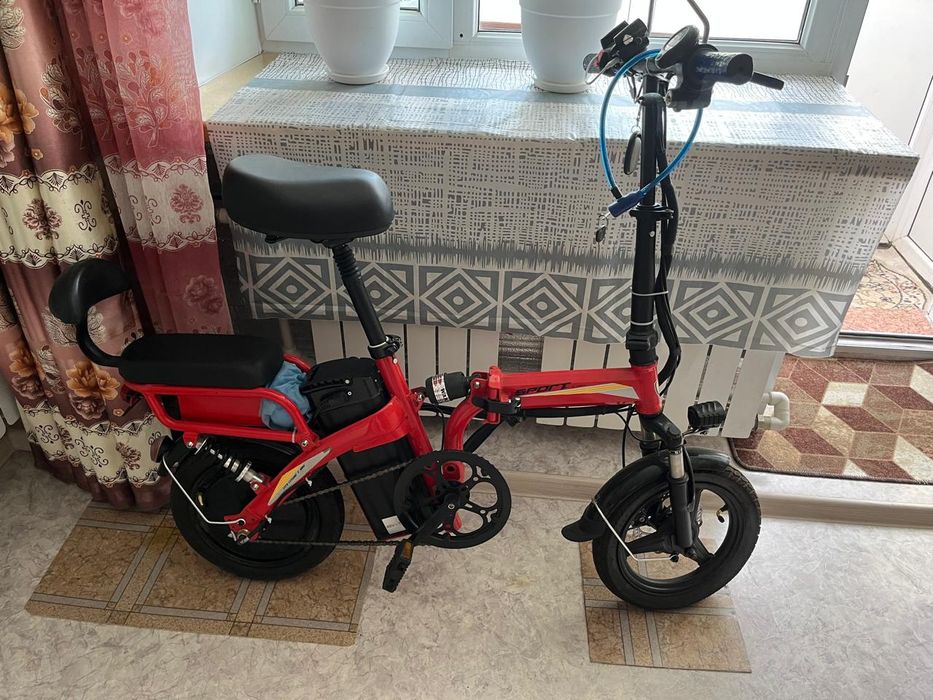Продам электро самокат новый .