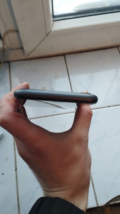 Продам айфон 11 , в отличном состоянии