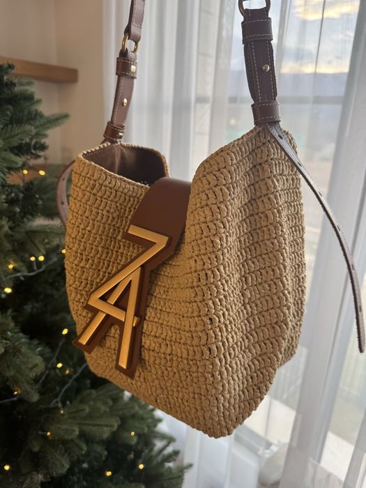 Zarena Alina - чанта за рамо от рафия и кожа - кафява