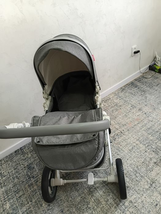 Коляска детская новая